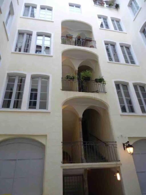 Chez Alam A De Lyon